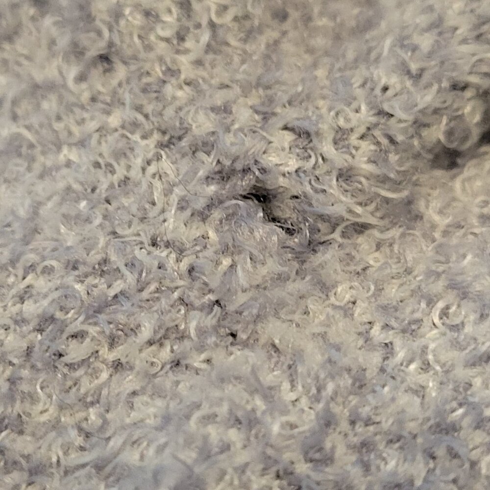 NWT Barefoot Dreams Calypso Wrap Bamboo Chic Lite Retails around $200 CA (As Is) - Picture 3 of 3